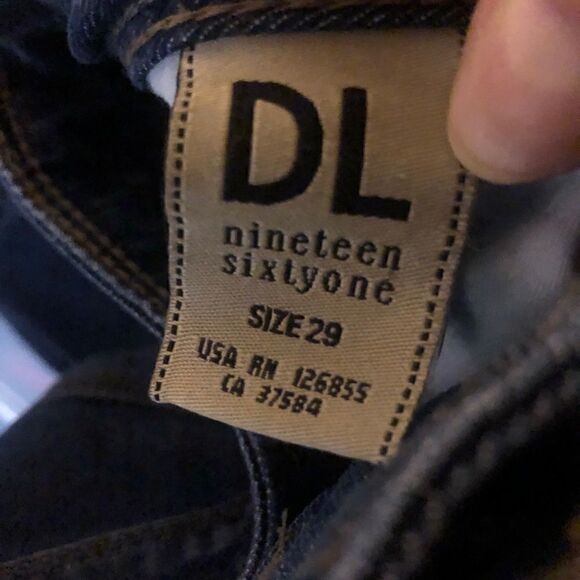 DL1961 Angel Mid-Rise Skinny Ankle Jeans - Picture 8 of 11